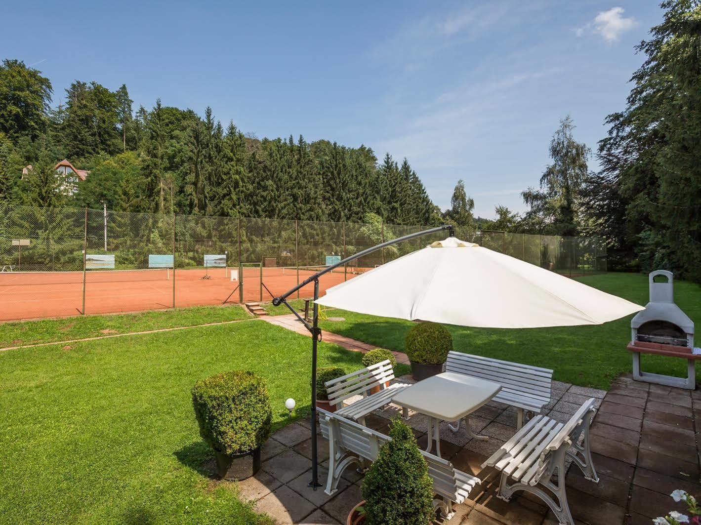 Feel Good Resort Krumpendorf Exterior foto